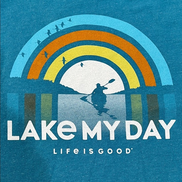 Life Is Good Men's Blue 'Lake My Day' Graphic Tee - Picture 6 of 6
